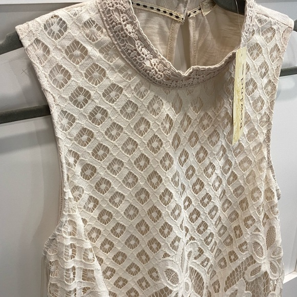 Natural Ivory Colored All Lace Hi-Neck Tank | XL | NWT - Picture 2 of 5